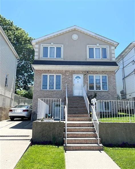 4,309 sq ft (lot) 156 Davis Ave, <strong>Staten Island</strong>, NY 10310. . Business for sale staten island